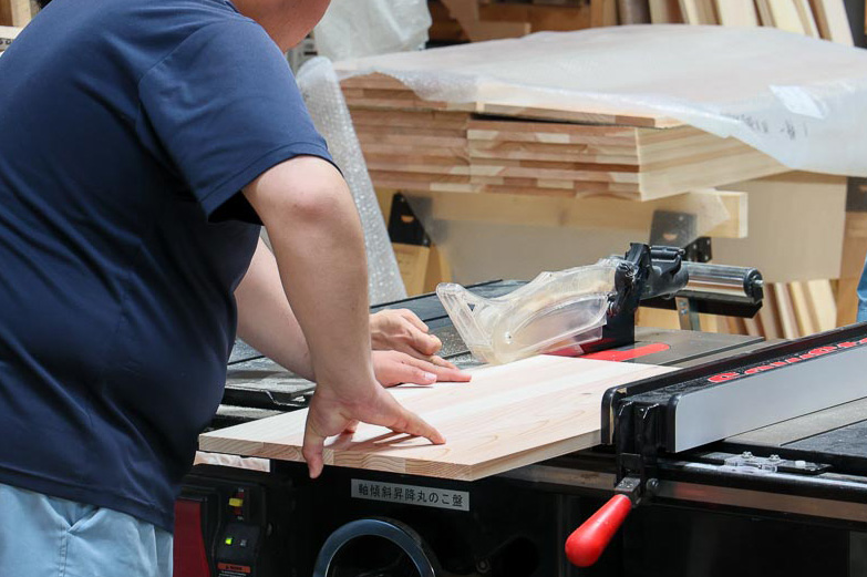 リファインホールディングス もくわく 木製品製造 ツバキラボ